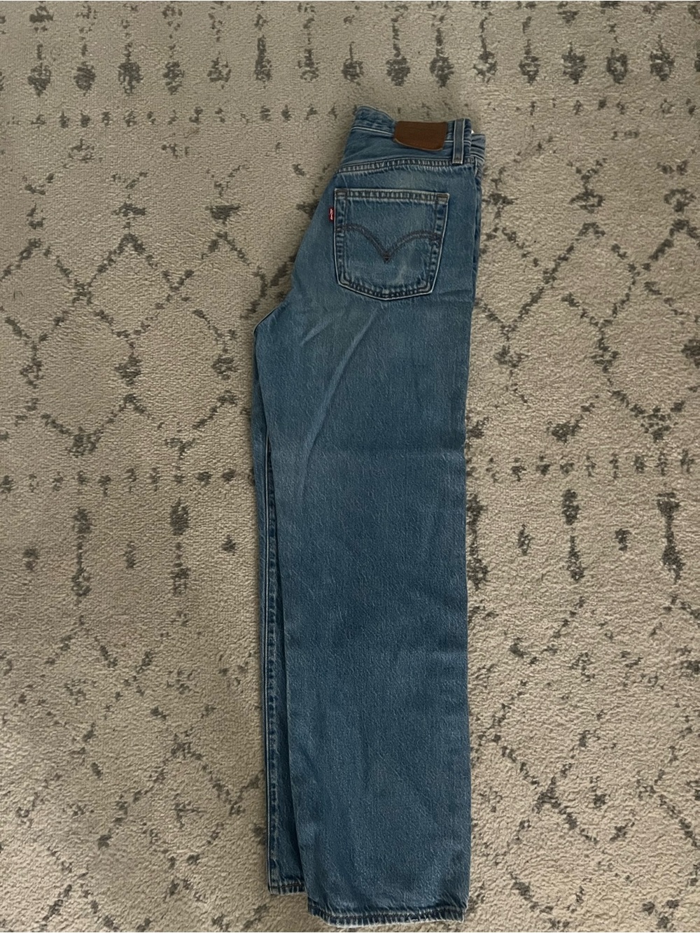 Levi's High-Rise Women's Jeans in Medium Blue Denim